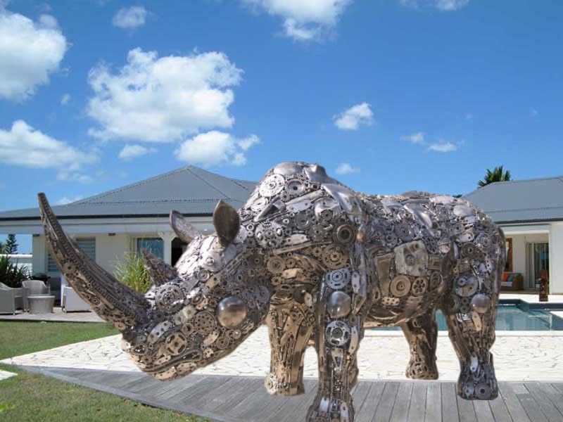 Sculpture rhinoceros en metal
